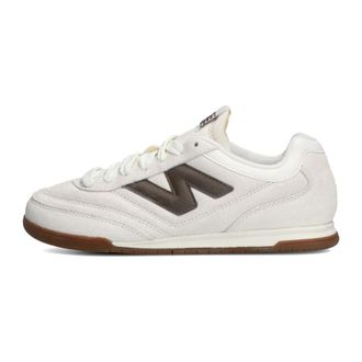 New Balance Beige Su&egrave;de en Leren Lage Sneakers - Dames - Schoenen - Beige - Maat: 37 EU Su&egrave;de