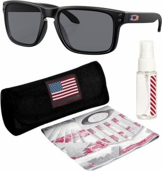 Oakley STANDARD ISSUE HOLBROOK USA FLAG COLLECTION OO9102 Square Shape Sunglasses With Official Eyewear Kit, Matte Black, 55 mm