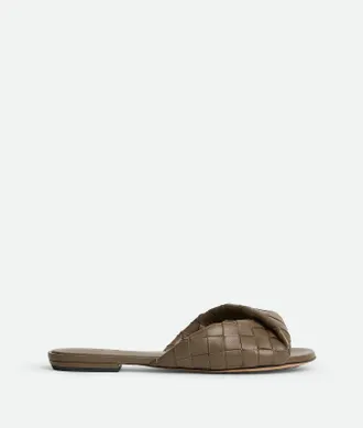 サンダル・ミュール BOTTEGA VENETA Women Sandals 708885VBRR0 3708 GREEN Bottega Veneta Green Lamb Leather Sandals for Women