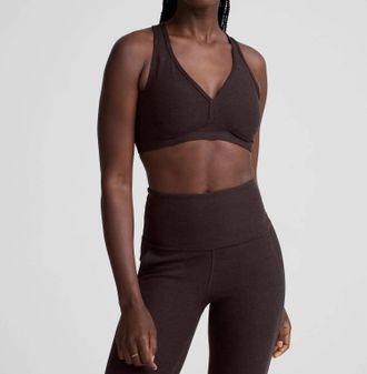 Beyond Yoga Spacedye Lift Your Spirit Bra In Dark Chocolate