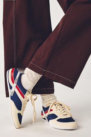 Silent D Girly Sneakers