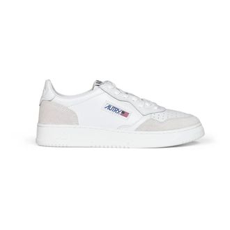 Autry Medalist Low - male - Autry - Sneakers - White - 10 UK - Shoes