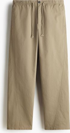 H&M Hose mit Twisted Leg in Relaxed Fit - Green