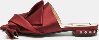 N&deg;21 N21 Burgundy Satin Knot Flat Mules