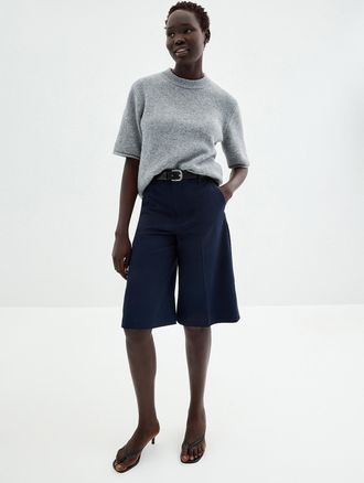 Contemporaine Womens Minimalist stretch Bermuda short Fit: Wide leg, high rise