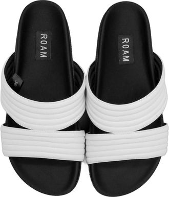 Roam Womens Crescent Quilt Sandal In White