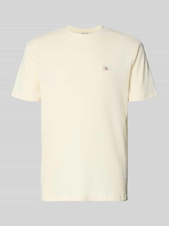 Calvin Klein Jeans Regular Fit T-Shirt mit Logo-Patch in Beige, Gr&ouml;&szlig;e XXL