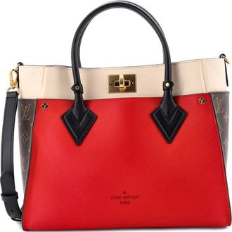 Louis Vuitton Borsa tote On My Side MM in pelle e tela con monogramma - Marrone