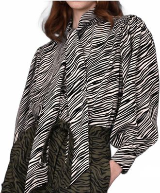 Ghospell Ripple Bow Shirt In Multi