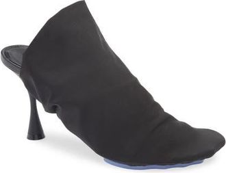 Marni zipped ankle boots - women - Leather - 38.5 - Black