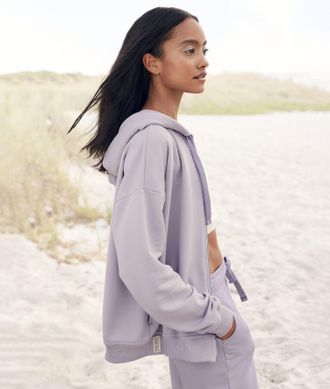 Lascana Sweatjacke LASCANA, Damen, Gr. 32/34, lila (flieder), Sweatware, Obermaterial: 100% Baumwolle, Strukturmuster, unifarben, Basic, Basic h&uuml;ftbedeckend, 