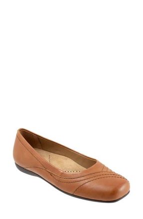 Trotters Sasha Square Toe Flat in Luggage at Nordstrom, Size 10.5