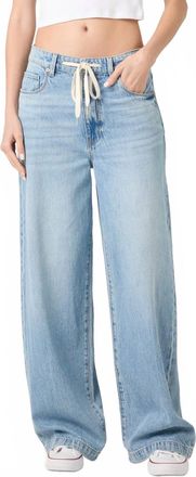 Blank NYC Low-Rise Wide Leg Jean In Feeling Good