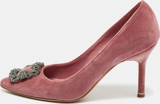 Manolo Blahnik Pink Velvet Hangisi Pumps