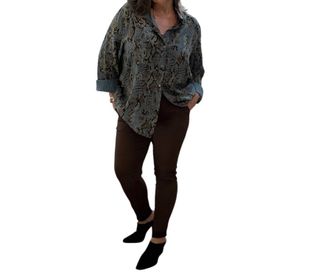 Made in Italy Savannah Flow Button Front Blouse In Vintage Blue