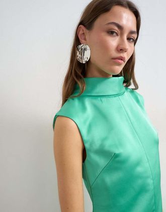 Topshop Vestito corto a cilindro in raso verde menta con scollo a imbuto-Nessun colore