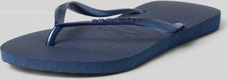 Havaianas Zehentrenner in schmaler Passform mit Label-Detail in Dunkelblau, Gr&ouml;&szlig;e 35/36