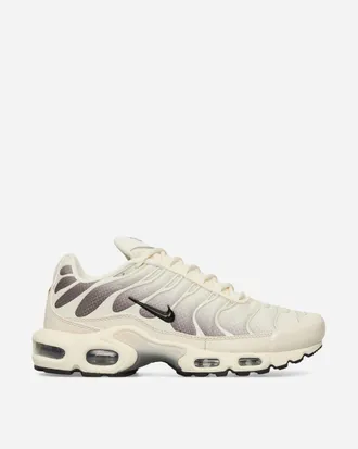 Nike Air Max Plus Sneakers Light Orewood Brown / Black