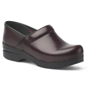 Dansko Womens Professional Clog Shoes In Cordovan Cabrio