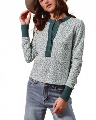 So Me Fishers Floral Henley Top In Green