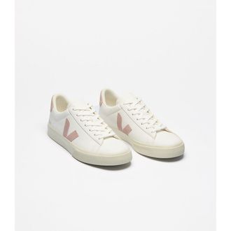 Veja Sneakers in leer Campo