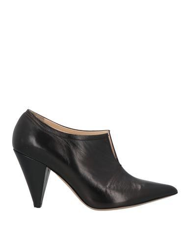 Boots – Tagged 
