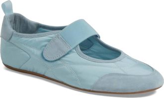 Django & Juliette Womens Britas Flat Sneakers In Steel Leather