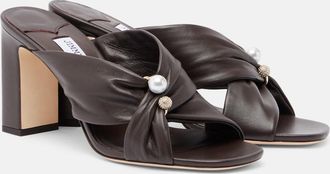 Jimmy Choo London Mules Rafi de piel adornados