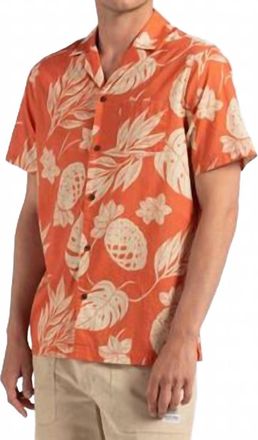 Banks Journal Vibes Short Sleeve Woven Shirt In Washed Red