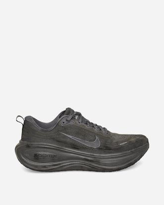 Nike Vomero Plus Run in Berlin Sneakers Iron Grey / Light Smoke Grey