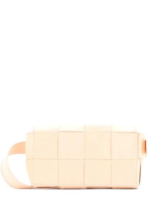 Bottega Veneta Cassette Maxi Intrecciato Leather belt bag - women - Calf Leather - One Size - Neutrals
