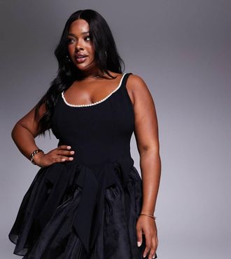 Asos Curve - Vestito corto a corsetto nero decorato con perle e fiocco