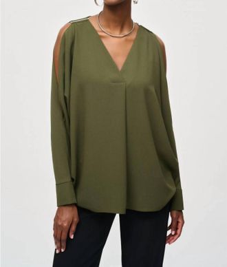 Joseph Ribkoff V-Neck Long Sleeve Top In Iguana
