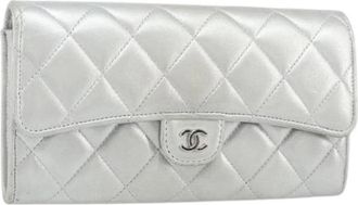 Chanel Pre-owned Wallets, female, Gray, Size: ONE SIZE Pre-owned Leather Wallet