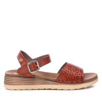 Xti Womens Low Wedge Sandals In Camel
