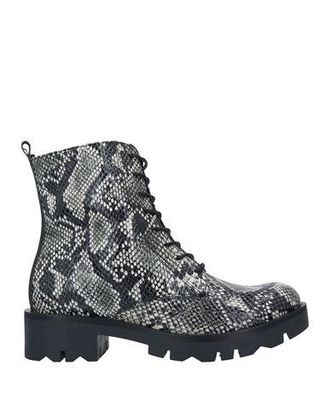 Tosca Blu Ankle boots