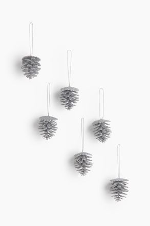 H&M 6er-Pack Kiefernzapfen f&uuml;r die Weihnachtsdeko - Silberfarben/Kiefernzapfen