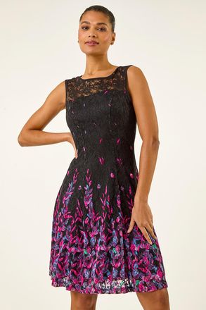 Roman Leaf Print Lace Stretch Dress