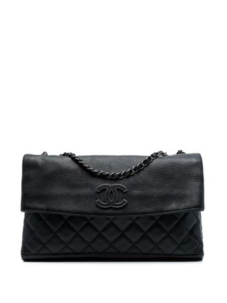 Chanel 2014-2015 CC Quilted Calfskin Hamptons Foldover Flap shoulder bag - Zwart