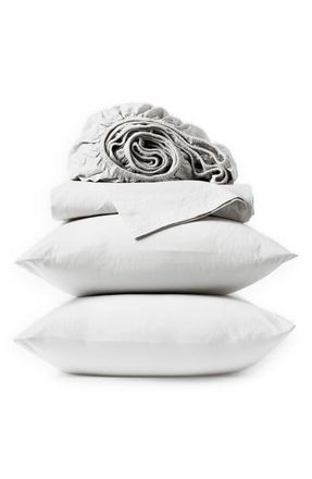 Coyuchi Crinkled Organic Cotton Percale Sheet Set in Alpine White at Nordstrom, Size California King