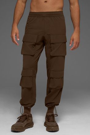 Alo | Cargo Venture Pants in Espresso Brown, Size: Medium