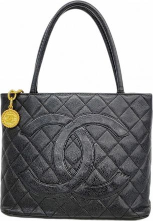 Chanel Black Grained Calfskin Tote Bag (Pre-Owned)