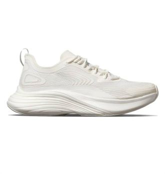 Athletic Propulsion Labs Womens Streamline Running Shoes In Ivory