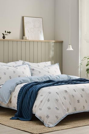 Christy Guernsey Floral Check Reversible Cotton Percale Duvet Cover Set in Blue | Size: King