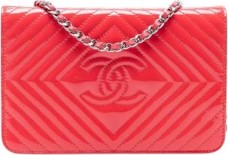 Chanel Pre-owned Cross Body Bags, female, Red, Size: ONE SIZE Pre-owned Wallet on Chain