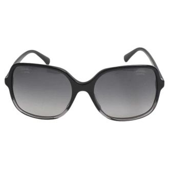 Chanel Pre-owned Accessories, female, Black, Size: ONE SIZE Pre-owned Gradient Oversized Sunglasses