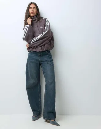 adidas Originals giacca da tuta in camoscio sintetico marrone