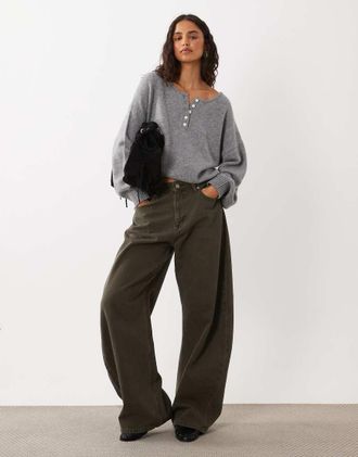 Abercrombie & Fitch maglione cardigan serafino lavorato a maglia in grigio chiaro