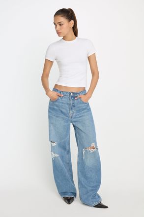 Good American Womens Super Stretch Baby T-Shirt | White, Size Medium | Good American by Khlo&Egrave; Kardashian