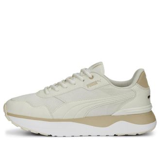 Puma (WMNS) PUMA R78 Voyage Trainers Beige White 380729-25